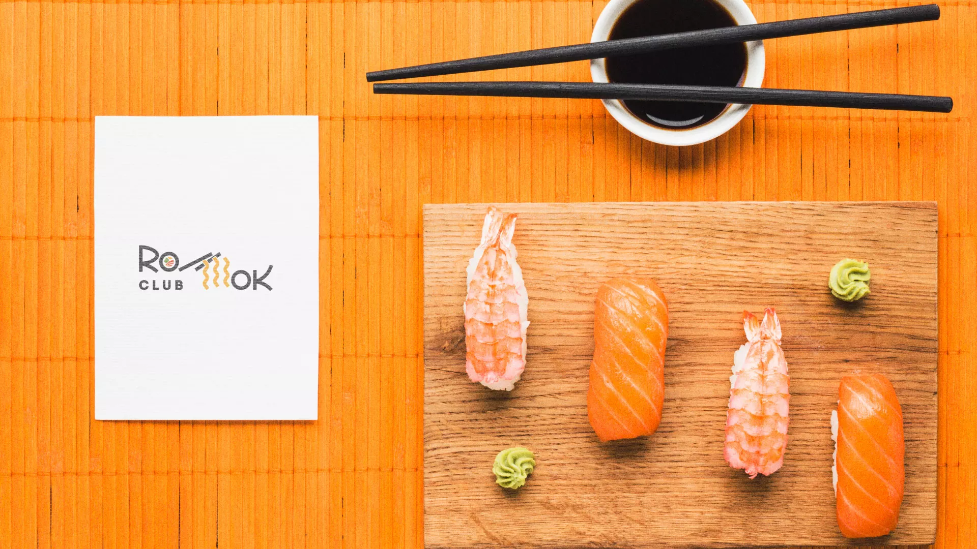 Создание логотипа суши-бара «Roll Wok Club» в Зеленогорске